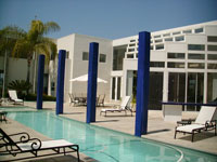 Assaraf Pool2.JPG (335658 bytes)