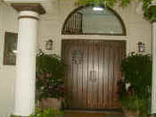 Maloney Door 1.JPG (300277 bytes)